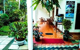 Sudu Neluma Home Stay